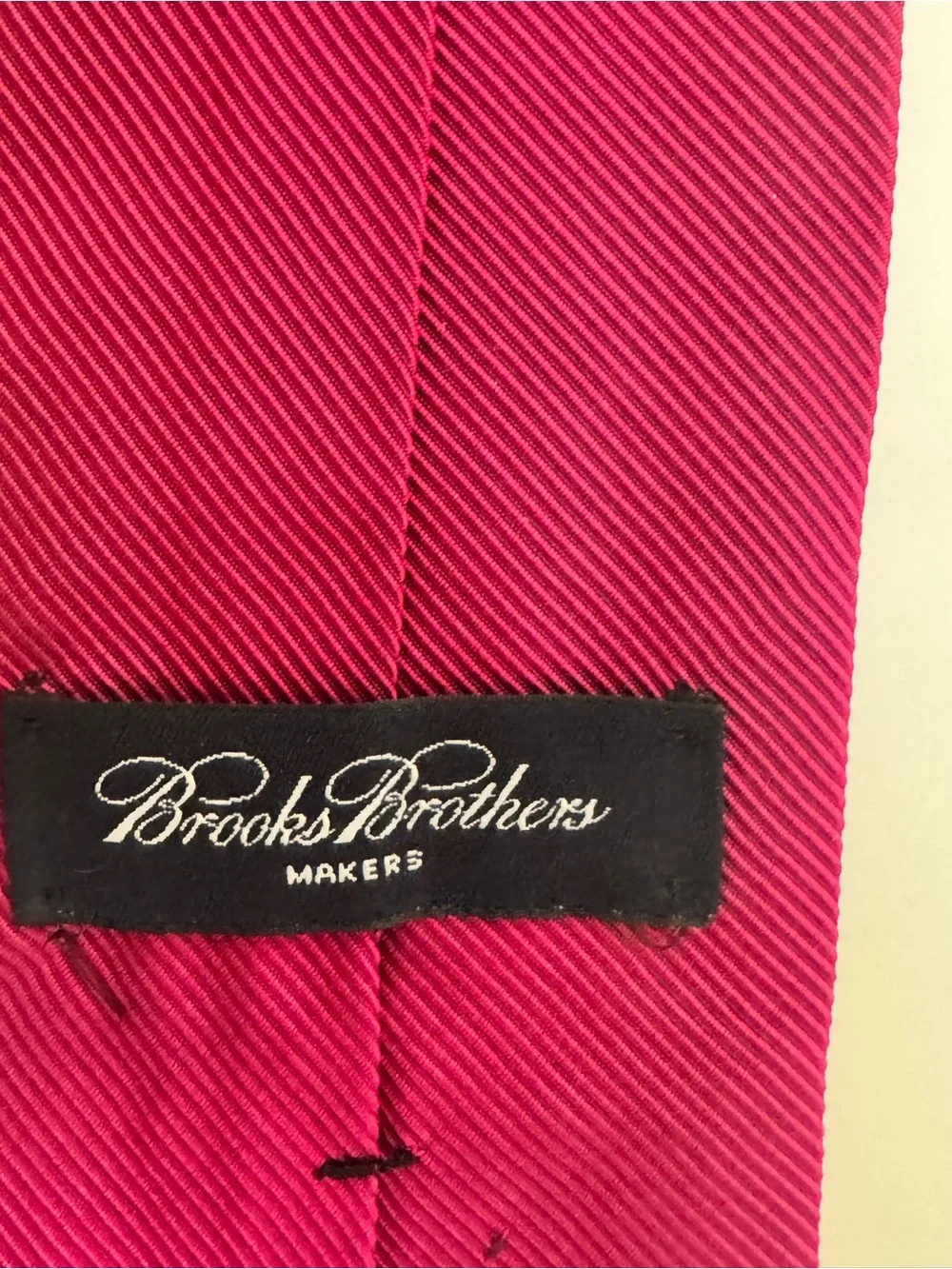 Brooks Brothers Makers Men’s Necktie Barbie Pink Ribbed Silk Tie USA